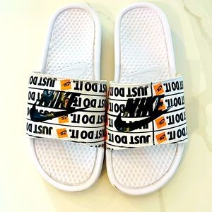 Nike Slide Sandals Men’s Size 10